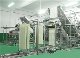 滇池人家生产车间